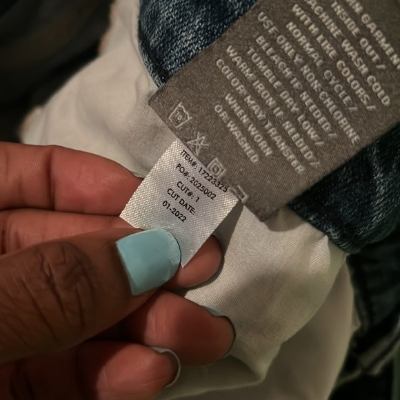 Torrid Blue Distressed Stretch Jean Shorts size 18 - Picture 9 of 9